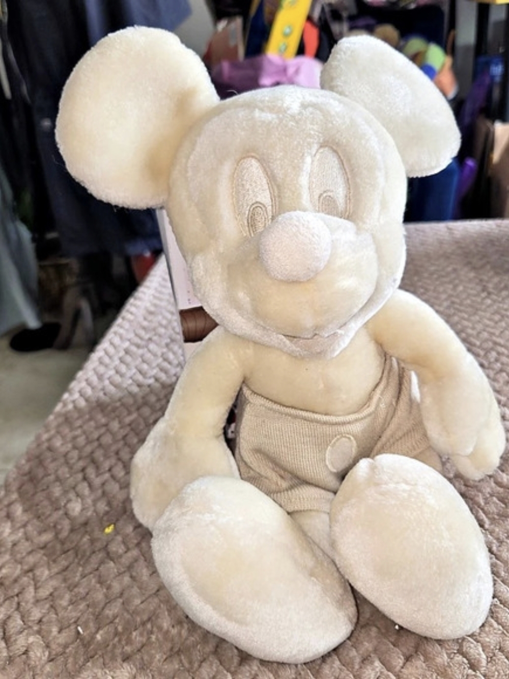 Walt Disney World Special Edition White Cream Mickey Mouse Plush Vintage 12'